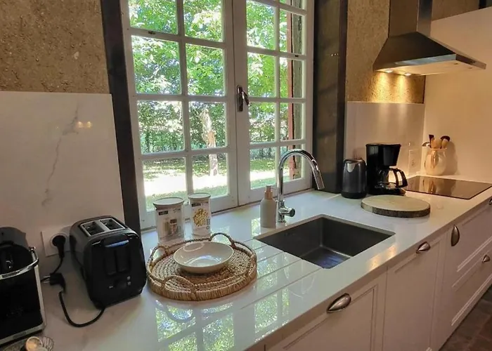 Domaine Du Cedre Eternel Saint-Colomb-de-Lauzun